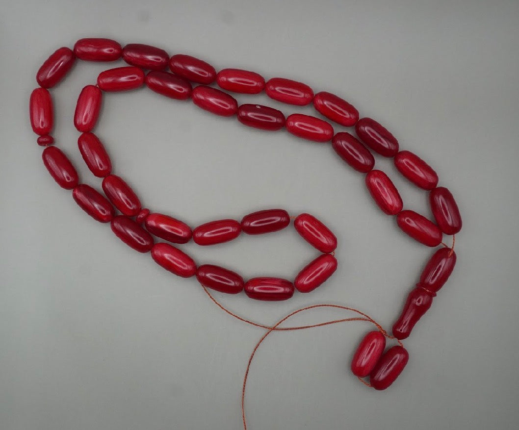 أحمر صنوبري